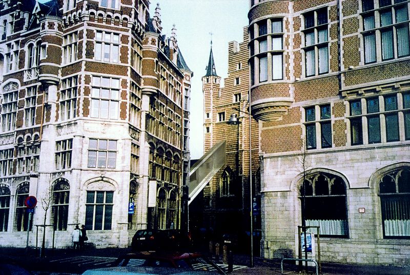 009 Vleeshuis Antwerp Collage