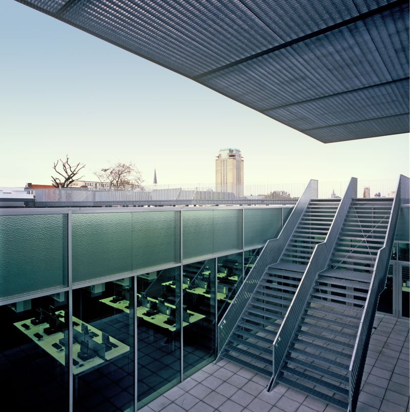 018 Faculty Of Economics Ghent Patio At Library Hans Werleman